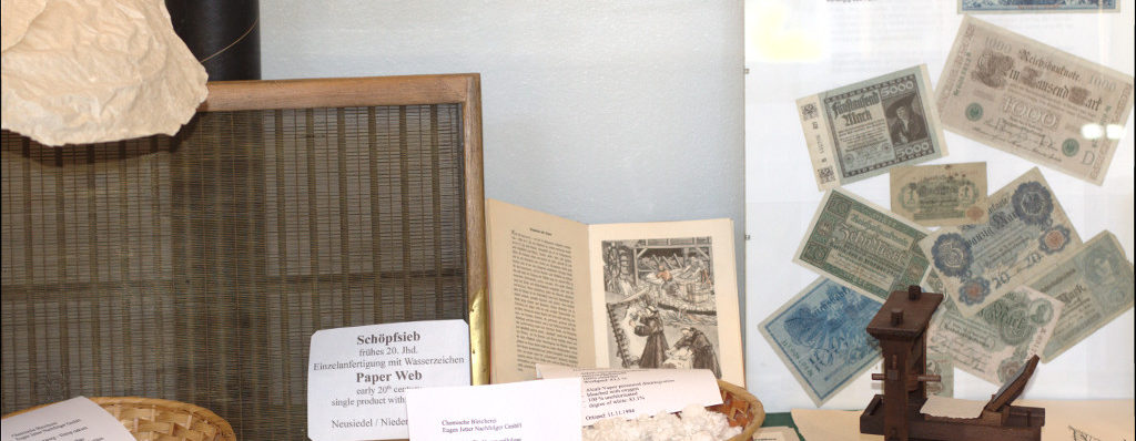 Papier aus Hanf / Paper made from hemp